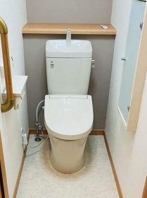 使用内容で分けて2種類のトイレに交換！八王子市I様邸