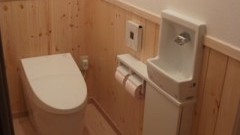 暖かみの溢れるトイレ